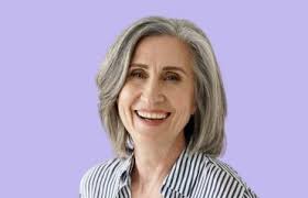 Long Hair vs. Short Hair: Which is More Flattering for Women Over 50?