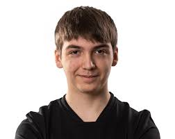 아담 예르자벡 (r19 판)