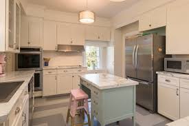 In addition, white farmhouse style kitchen cabinets also pair well with almost anything, so one can easily experiment with wall colors, flooring and backsplash material, as well. My Old Country House Blogger S Farmhouse For Sale Hooked On Houses