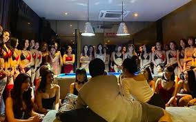Thai Gogo Bars vs Thai Gentlemen Clubs: Which One Is For You?