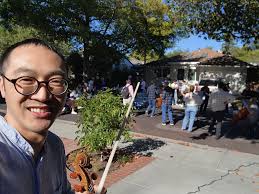 An Demo and interview with Formosa Violin Accessories Founder Terre Lee and  Bay Fine Strings Founder, Thomas Yee A new type of violin/viola tuner that  satisfies tonal needs and aesthetics with a