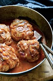 Paupiettes De Veau A La Sauce Tomate L Atelier De Steph Et Lolie Recette Paupiette Paupiette De Veau Paupiette