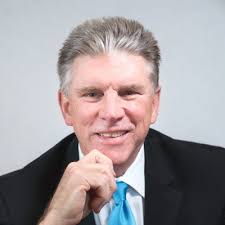 Last night, BILL hosted our first “salon style” dinner in DFW. A salon  dinner is defined as a gathering of like minded people that eat, drink, and  discuss a specific topic. CAS