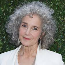 Debra Messing biography and birthday wishes