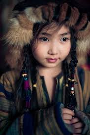 Türk Ulusunun tüm güzelliğini, asilliğini taşıyan Kırgız Türk 'ay  balası'...