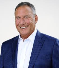 Michael Litten's Instagram, Twitter & Facebook