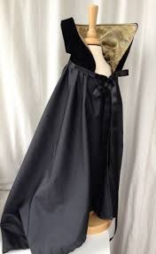 Halloween Umhang Alltagsschoen Vampir Kostum Selber Machen Umhang Vampir Kostum