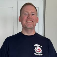 Tommie Knapp's Instagram, Twitter & Facebook