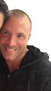 Erik Pearson's Instagram, Twitter & Facebook