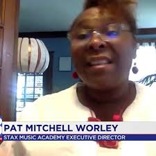 The Baldwin Grand Piano that Elvis Presley, Isaac Hayes and Sun Studio  founder Sam Phillips once played @wreg3 is being donated to students at the  @staxmusicacademy in #Memphis. WREG makes the donation