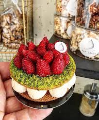 La Tarte Aux Fraises Des Bois De Yann Menguy Pour Un Gouter Tardif On Dit Oui Lyquentin Tarte Aux Fraises Fou De Patisserie Fraises Des Bois