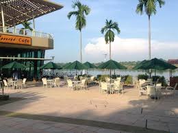 Mencari tempat menarik di putrajya? Menarikdiputrajaya Umai Cafe The Lake Garden Cafe Menarik Di Central
