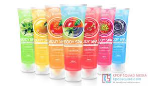 Jan 25, 2019 · hanasui body spa memiliki banyak varian, diantaranya aloe vera, strawberry, cherry, lemon, blueberry, dan orange. Perbedaan Hanasui Body Spa Asli Dan Palsu Kpop Squad Media All About K Pop And Intermezzo
