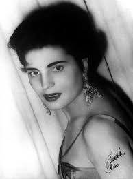 Amalia rodrigues is a english album released on oct 2008. 60 Amalia Rodrigues Ideas Singer Portugal Portuguese
