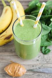 Recette Smoothie Vert Pour Vous Revitaliser Smoothie Detox Aux Epinards Banane A Base De Lait D Amande Drank