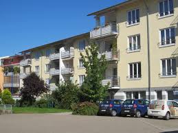 Wir bringen mieter & vermieter in unserem meine lebensgefährtin und ich suchen eine 2 zimmer wonung, zur zeit wohnen wir in einem. 77704 Oberkirch Weingartnerhaus Betreutes Wohnen Tagespflege Neumayer Immobilien