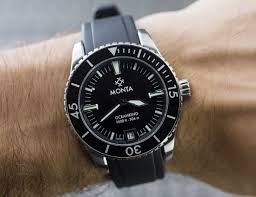 As an example, many members in the edc community think the best dive watch is the seiko skx007. Monta Oceanking Dive Watch Review Ablogtowatch Dive Watches Mens Casual Watches Vintage Watches
