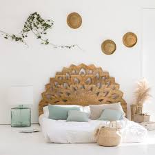 tete de lit lotus sculpte 160 cm lits sculptes decoration chambre blanche mobilier de salon