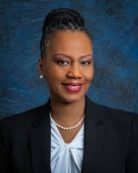 Courtney Waters's Instagram, Twitter & Facebook