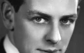 Robin Irvine : sa biographie, filmographie, et quelques photos