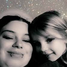 Does the Fast Fill drink station have water?