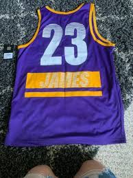 Browse los angeles lakers jerseys, shirts and lakers clothing. Nba Men S Los Angeles Lakers 23 Lebron James Jersey Tank Sz M For Sale Online Ebay