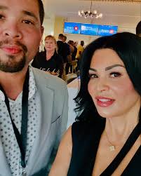 Laura Borbon's Instagram, Twitter & Facebook