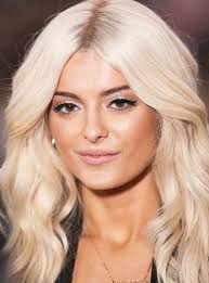 This Is How Bebe Rexha S Keeps Her Bleached Hair Looking So Healthy Bleach Blonde Bleached Hair Cool Blonde Hair Colour