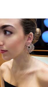 Always fun 😉 and sparkling✨ in our collections. A little peek of happy  times with DK pieces! #daniellakronfle #happytime #funjewelry  #jewelrywithmeaning #trendingjewellery #18kgold #springlook ...