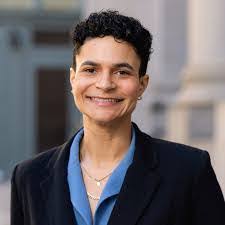 Doris Boring's Instagram, Twitter & Facebook