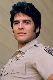 Officer Francis Llewelyn Poncherello Personnages De La Serie Chips Betaseries Com Personnages Actrice Series Tele