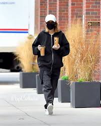 It looks like millie bobby brown, 17, and jake bongiovi, 19, could be the cutest new young couple in hollywood! Millie Bobby Brown Out In New York 04 07 2021 Celebmafia