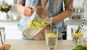 Apakah akan memberikan manfaat sehat yang sama seperti infused water yang terbuat dari campuran lemon? 3 Manfaat Minum Infused Water Yang Terbukti Secara Medis Cantik Tempo Co