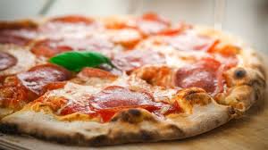 How To Make A Cast Iron Pizza At Home Homemade Recipes Homemade Pizza Best Pizza Dough Delicious Pizza