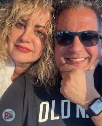 Tremendo encuentro! La actriz Alicia Hechavarría y el cantante cubano  Lenier coincidieron en una noche llena de emociones durante un concierto en  Copenhague. ¡Qué lindo ver a nuestros artistas compartir momentos así!