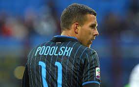 Podolski's contract only expires in 2016, so, inter needs to splash some reasonable cash to lure him away from emirates. Video Lukas Podolski Goal Arsenal Loanee Nets Stunning First Inter Milan Goal Caughtoffside