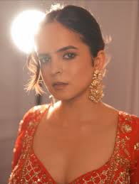 Kaisi rahi Diwali?! 🧡✨🪔 Outfit