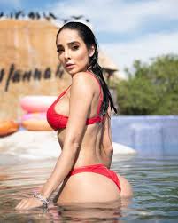 Manelyk González - Photos - IMDb