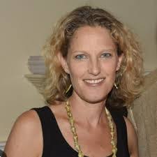 Kate Ries's Instagram, Twitter & Facebook