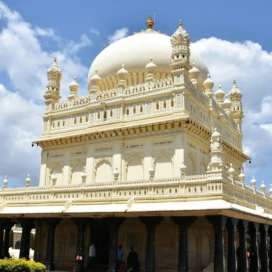 Gumbaz Burial Chamber, Srirangapatna - Tripadvisor