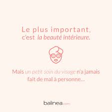 Citation Inspirante Il En Faut Peu Pour Etre Heureux Citation Beaute Citations De Maquillage Citations Beaute