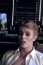David Bowie Back Stage On The Set Of The Man Who Fell To Earth Geoff Maccormack David Bowie Bowie Starman Bowie