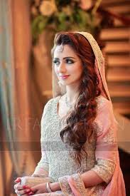 Pakistani Girl S Walima Hairstyles 2019 Pakistani Bridal Hairstyles Best Wedding Hairstyles Pakistani Wedding Hairstyles