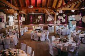 Mehr fotos findet ihr direkt in der reportage. Boho Hochzeit Auf Dem Bauernhof Von Saskia Dirk