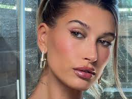 Hailey Bieber responde a los rumores de que se metió en la relación entre  Justin y Selena Gomez