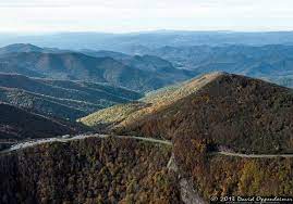 The craggy gardens trail can be accessed from the south end of the visitor center parking area or from the north end of the picnic area. Craggy Gardens Visitor Center Blue Ridge Parkway Photo Of The Day Galleries