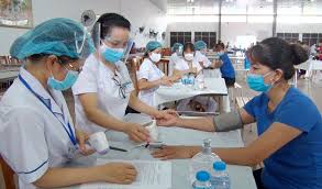 It was first identified in december 2019 in wuhan,. Kham Sang Lá»c Tiem Váº¯c Xin Phong Covid 19 Cho Tren 29 000 NgÆ°á»i