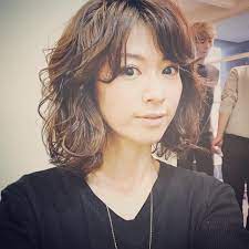 畑野ひろ子 モデル フラワーライフスタイルプロデューサーさんはinstagramを利用しています フラッフィーヘアー 今年2回目のエアウェーブです 明日は 池袋西武で啓太さんと紳士フロアーのポロ ラルフローレンさんでトークイベント よかったら遊びに 来て