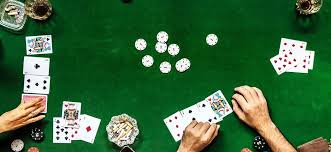 Seven card stud is a classic poker game which can take a lifetime to master. How To Play 7 Card Stud Hi Lo Poker Rules Upswing Poker