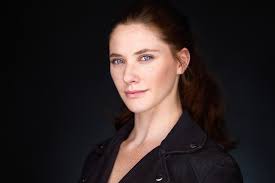 One of my all-time favourites! I'd love to introduce you all to this  incredible women @juliafrith I had the absolute pleasure to work with her  during my London Lighting and Retouching workshop.